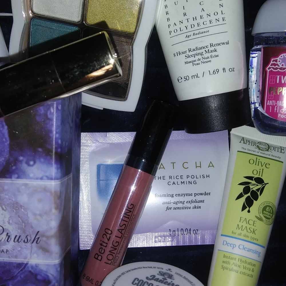 Mystery PLUS Beauty Box....